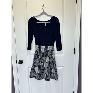Gilli Navy Blue Long Sleeve A-Line Dress Size Small